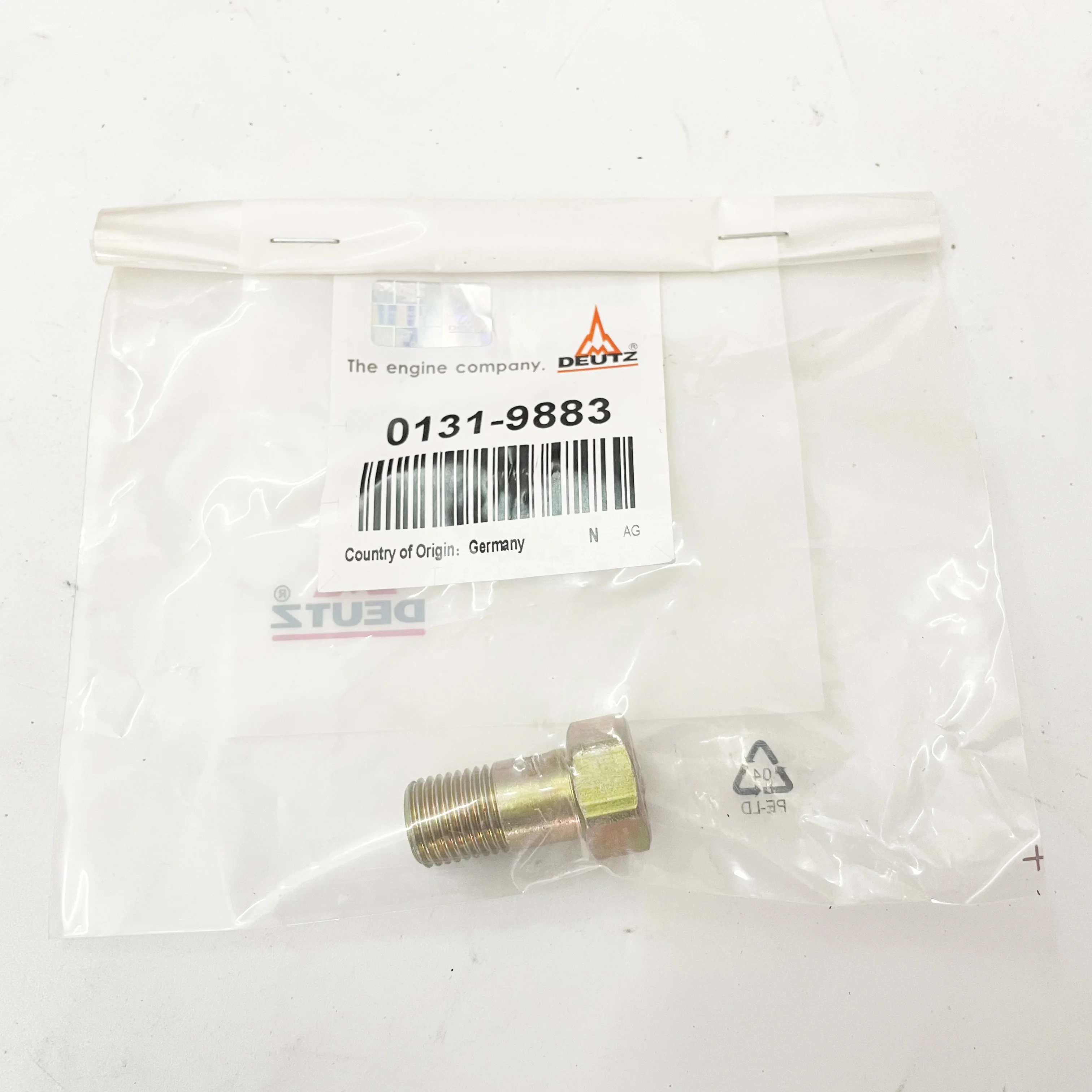 D-eutz F6L912 engine banjo bolt