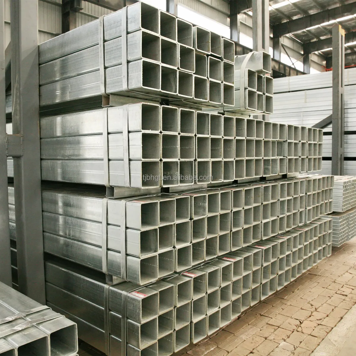 Different specifications in galvanized steel products can be customized galvanized steel square tube