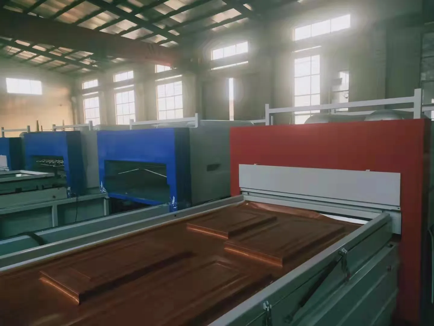 High Quality Blister Vacuum Press PVC woodworking membrane vacuum press laminating machine for door /cabinet pressing