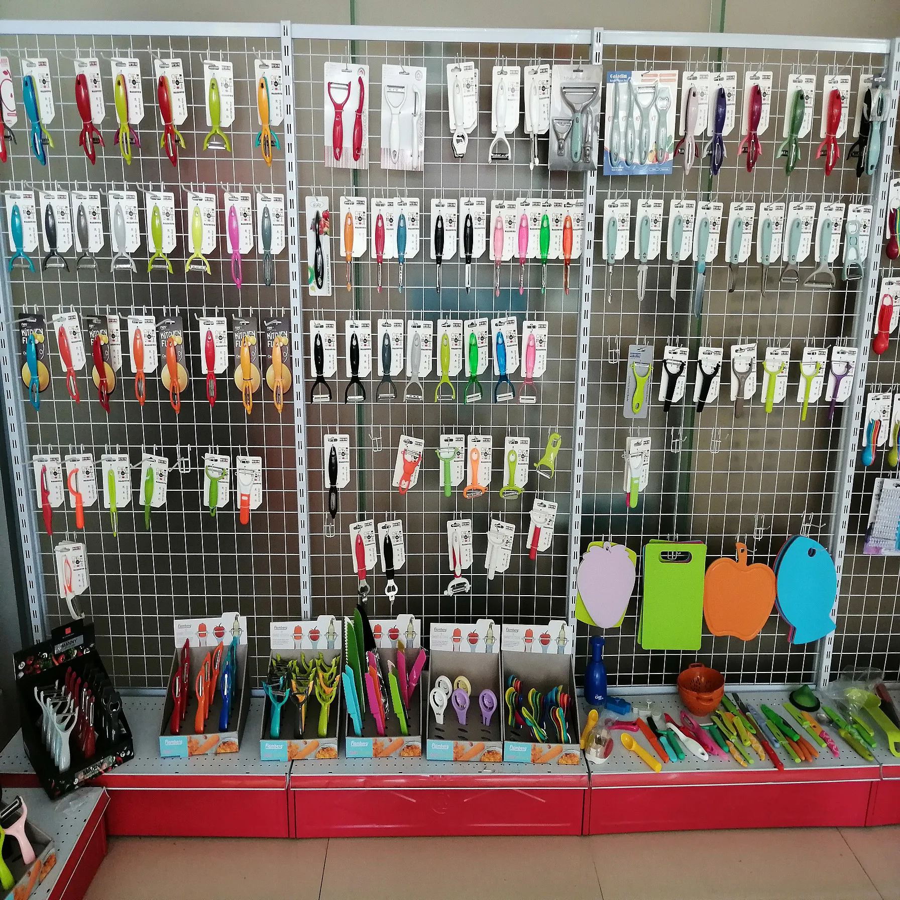 Home and Kitchen Accessories Gadget Double Sided Multifunction Bottle Opener Fruit Vegetable Tool Peeler Customized Logo