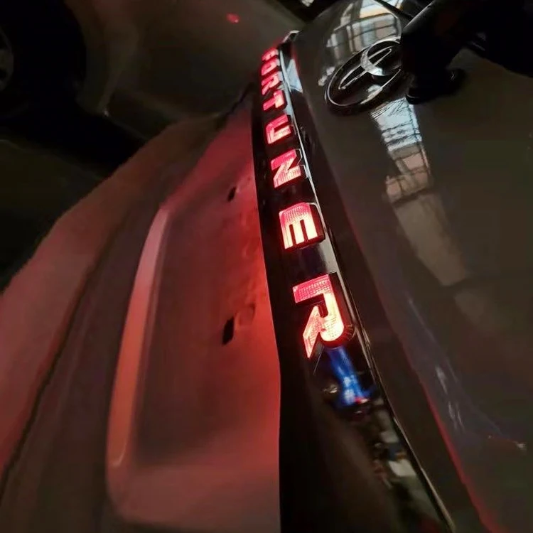 Светодиодная лента для задних ворот Fortuner 2012 2015 комплект аксессуаров корпуса с поворотным сигналом Задняя Крышка