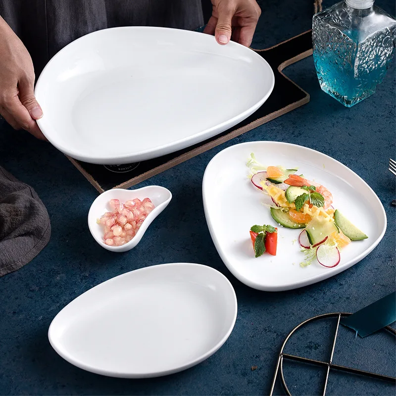 Wholesale Custom Restaurant Porcelain Cold Dishes Dessert Plate Ceramic Dinner Plate Fansy White Irregular Ceramic Plate