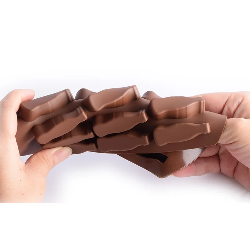 Fusimai  Cola Shape Gummy Candy Mould 15 Chamber Coke Bottle Silicone Chocolate Mold