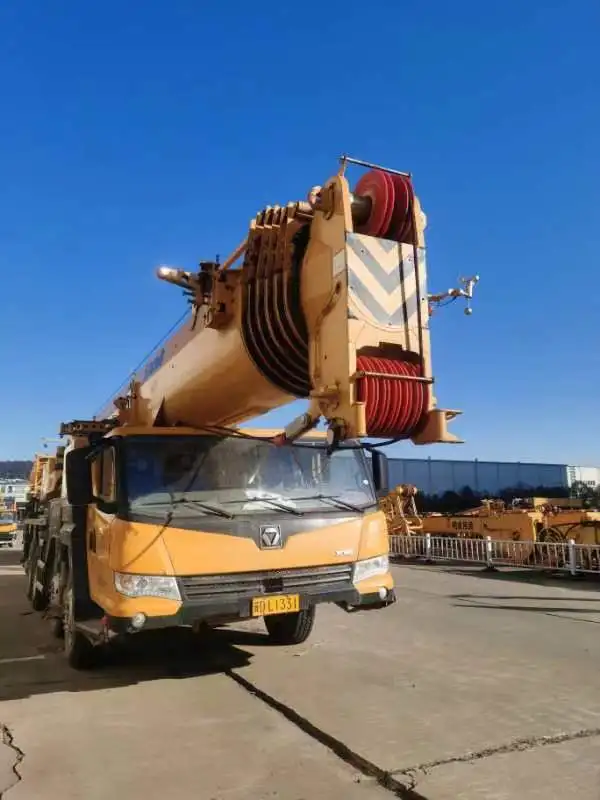 Б/у XCM QY100K7C 100 тонный Подержанный крановый продукт в 2022 почти новый также имеет 25-500 тонн (запрашивайте больше)