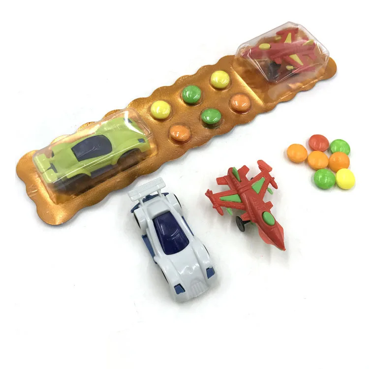 Yummeet wholesale china Car and Airplane shaped plastic Candy Toys for kids
