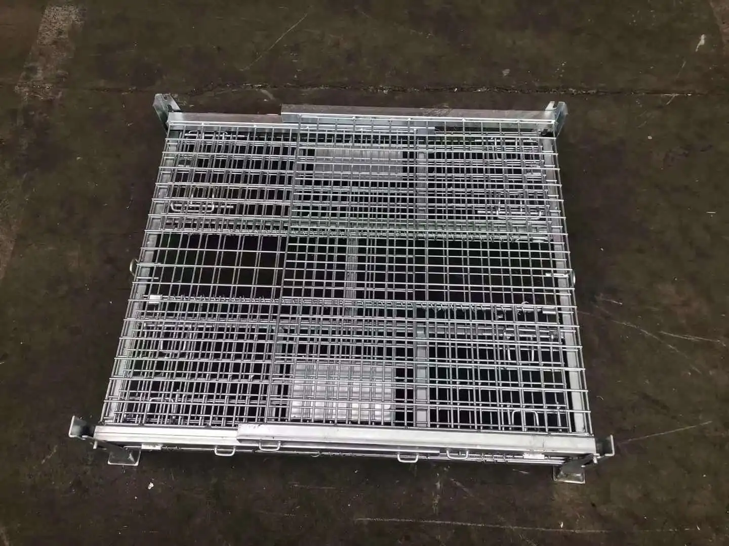 Heavy Duty Stackable Collapsible Steel Folding Warehouse Metal Wire Mesh Pallet Cage