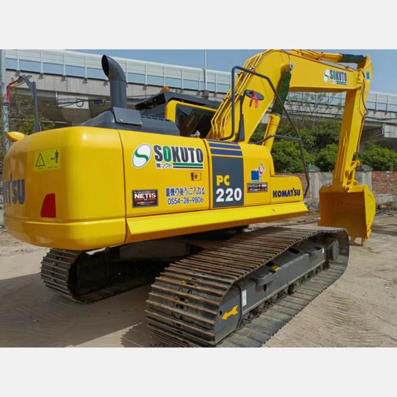 Экскаватор Komatsu pc220 pc220-8n1 шт. 220-8
