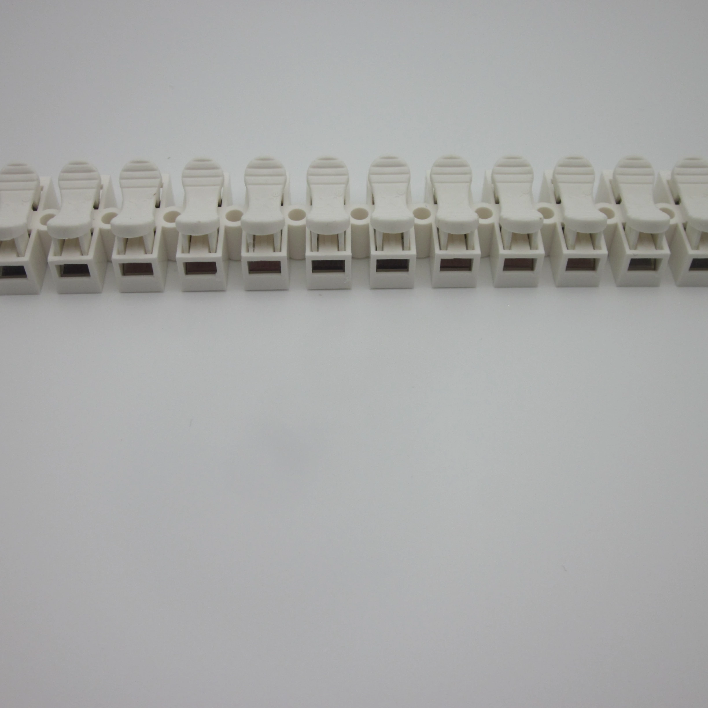 CH-12 Push-Type Terminal Block 12-Position  Quick-Connect Terminal Luminaire Aligner Terminal Clip Wire Fast Connector
