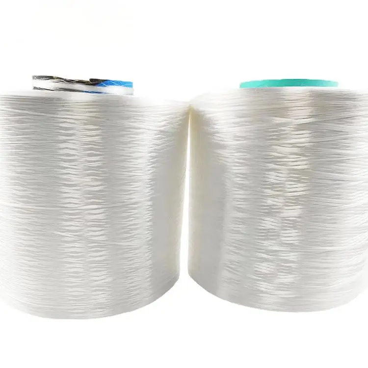 Оптическая белая 100% полиэфирная нить пряжа 300/96 отбеливатель швейная вязка вязание крючком вышивка крестом ручная окрашенная