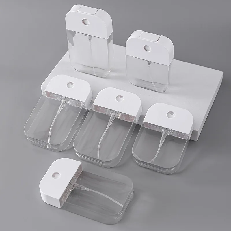 Custom 35ml 45ml 50ml PET Empty Cosmetic Perfume Bottle Plastic Credit Card Perfume Spray Bottle with Key Chain