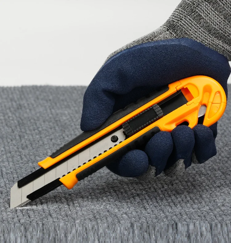 ZY-905 High Quality Custom 18mm Snap off Knife Plastic and Rubber Handle Utility Knife Safety Hook knife