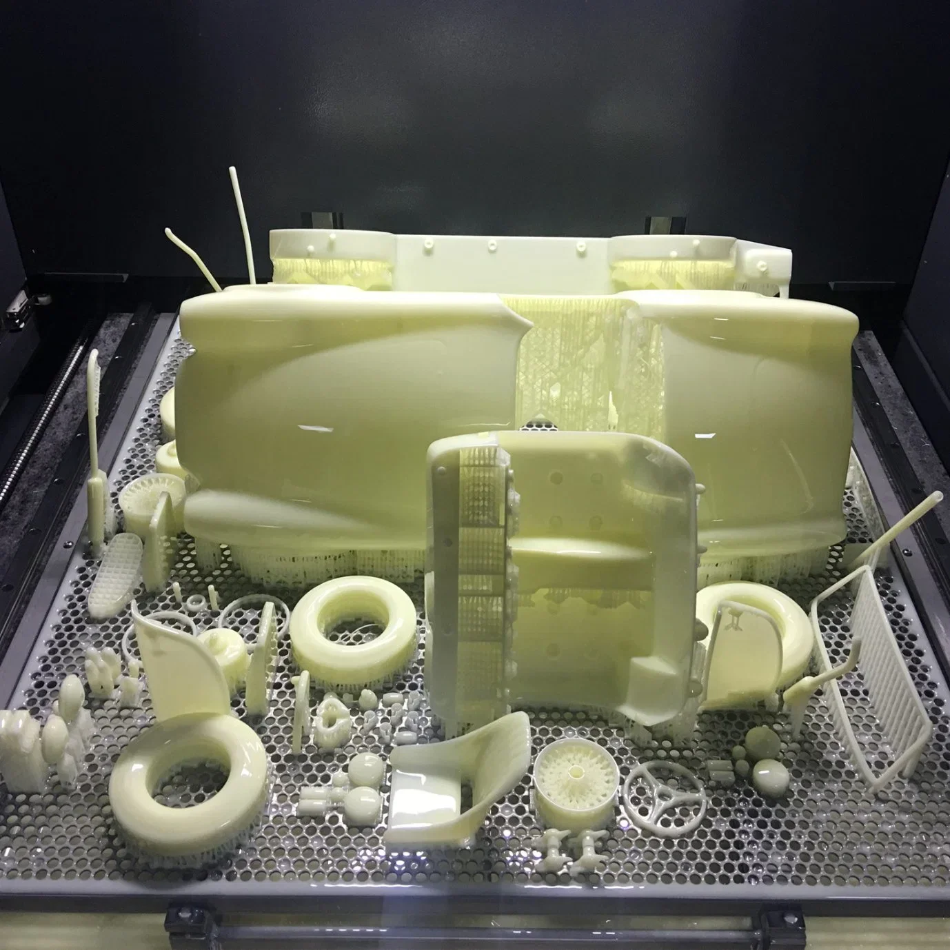 3D-печать на заказ полимерных пластмассовых моделях