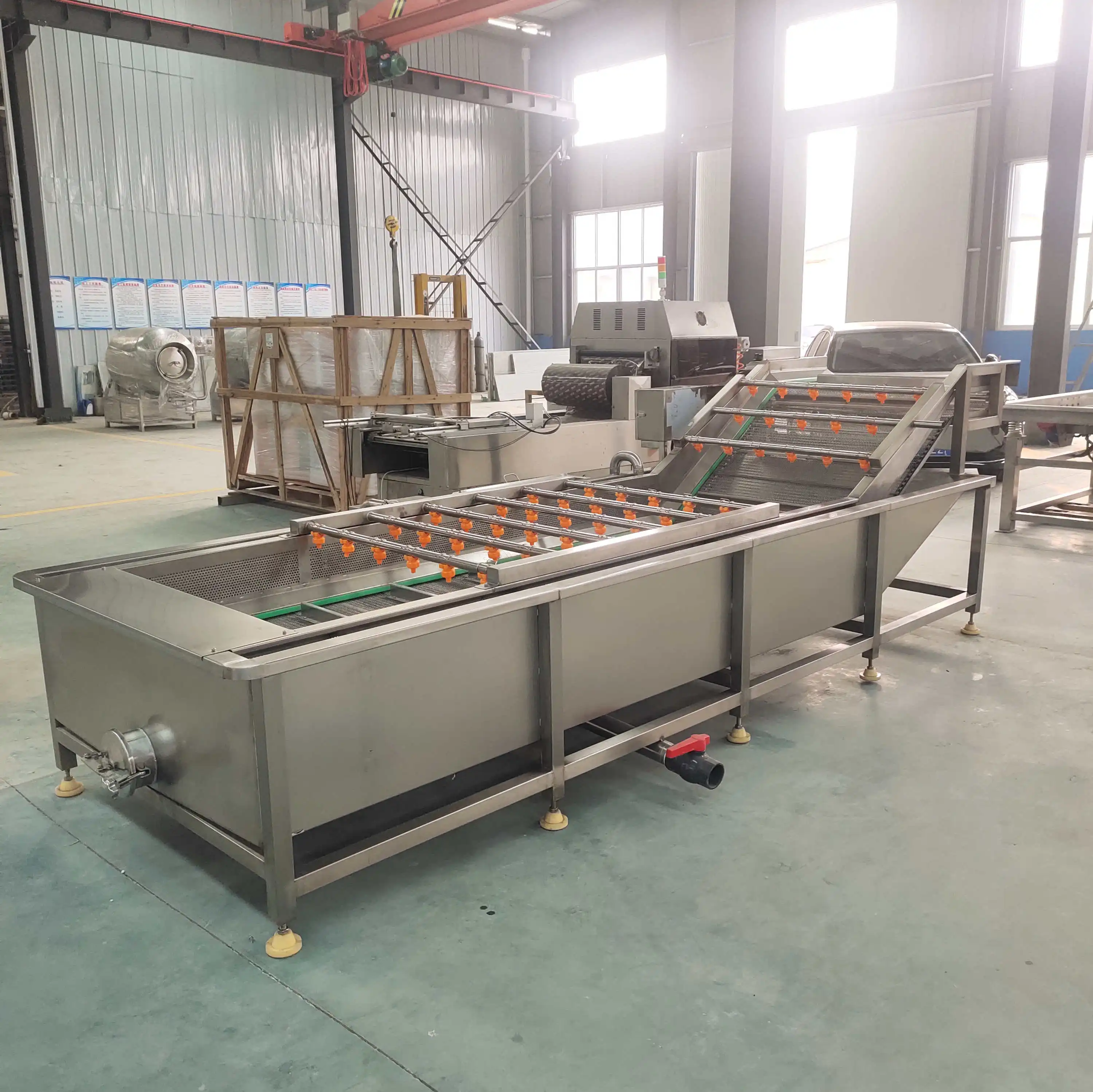 Electric Carrot Washing Cleaning Machine For Leaf Vegetable Fruit Small Air Bubble Wash Machine