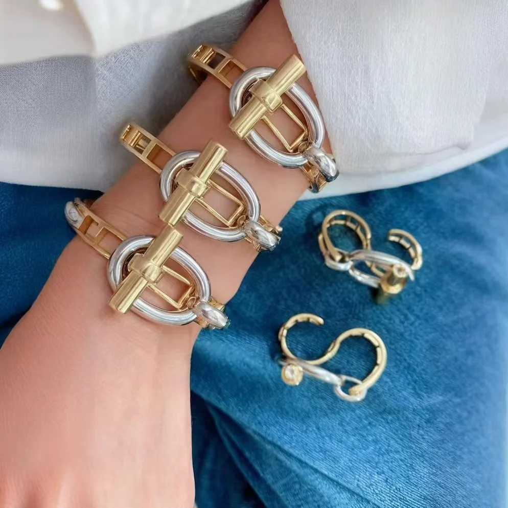 2025 New Design OT buckle Fashion Bangle Finger Rings Set 18K Plain Gold Silver Plated Designer Jewelry Women Luxury