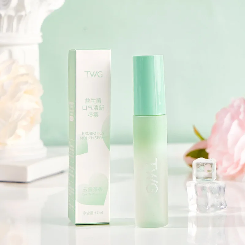 Wholesale Oral Spray Portable Mouth Spray Fruit Flavor Oral Care Breath Spray Fragrance 3 Scents Mini Breath Refresher Mouth