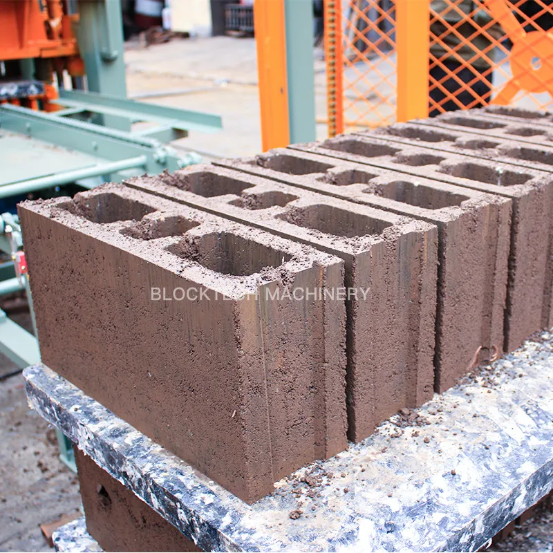 QT4-16 paving block machine Concrete Hollow Block Making Machine