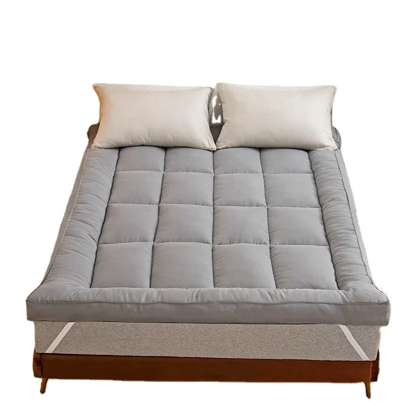High Quality  Mattress Topper 100% Polyester Filling Cotton Fabric Quilted Super Soft Three-dimensional Hotel Mattress Protector