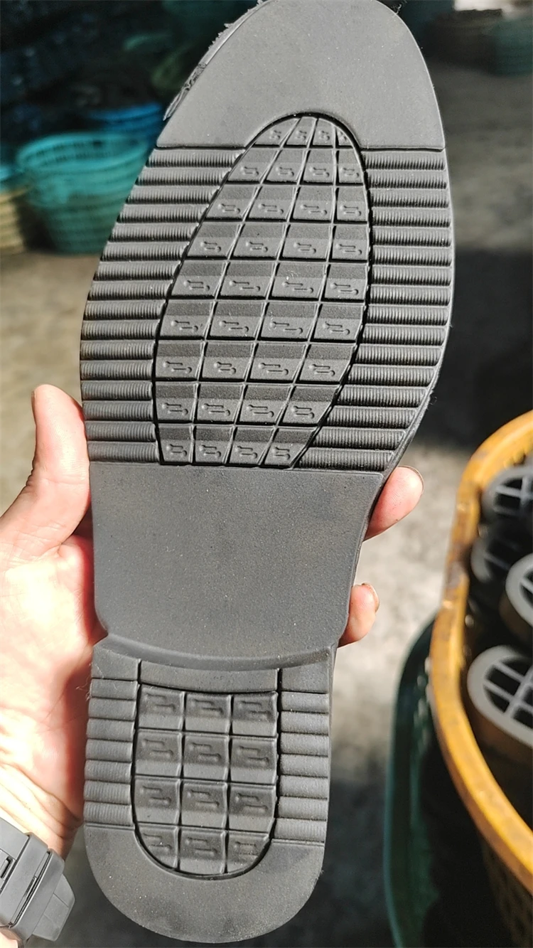 Favorable price mens soft sole shoes carbon rubber shoe unit outsole