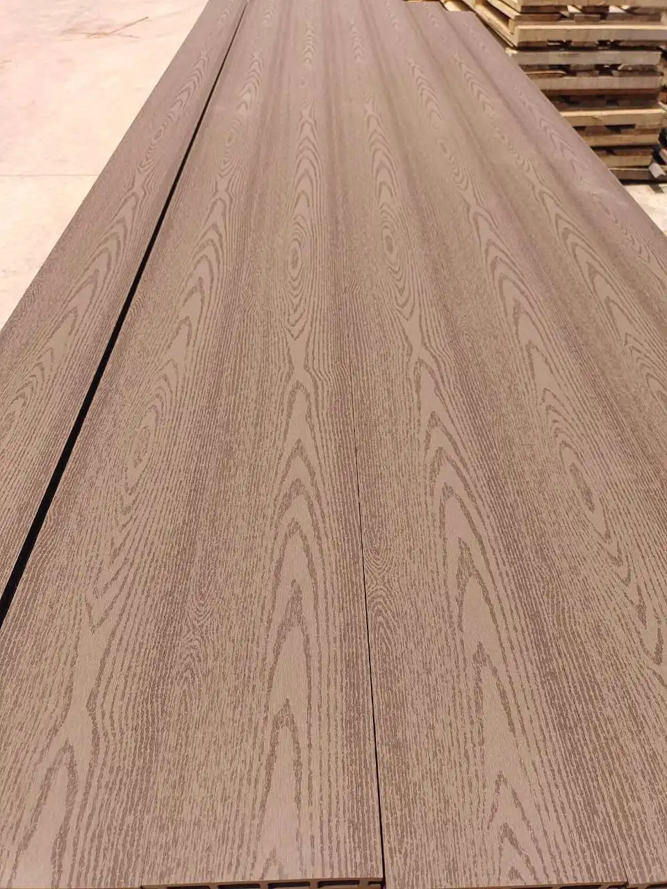 Cheap Artificial Hardwood Lumber Wood Plastic Composite Deck Boards Wood Texture Flooring Outdoor Floor Wpc Decking