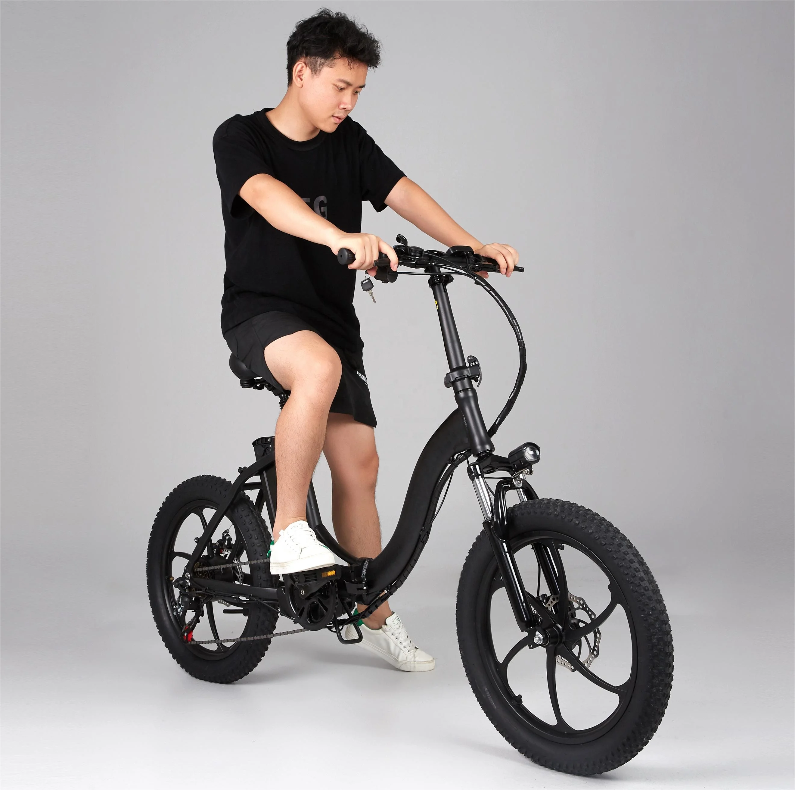 EU/US Stock 1000w ebike 6061 Электрический складной велосипед из алюминиевого сплава 750 Вт Толстая шина с литиевой батареей 1000 48 В
