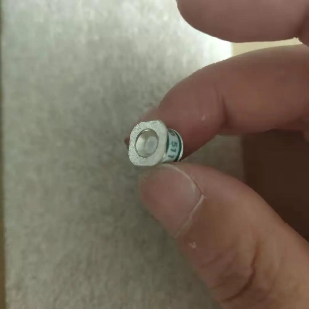 Сетевой фильтр EPCOS/TDK B88069X5591T902 ES400XSMD GDT 2 полюса 400 В 5 ка газоразрядная