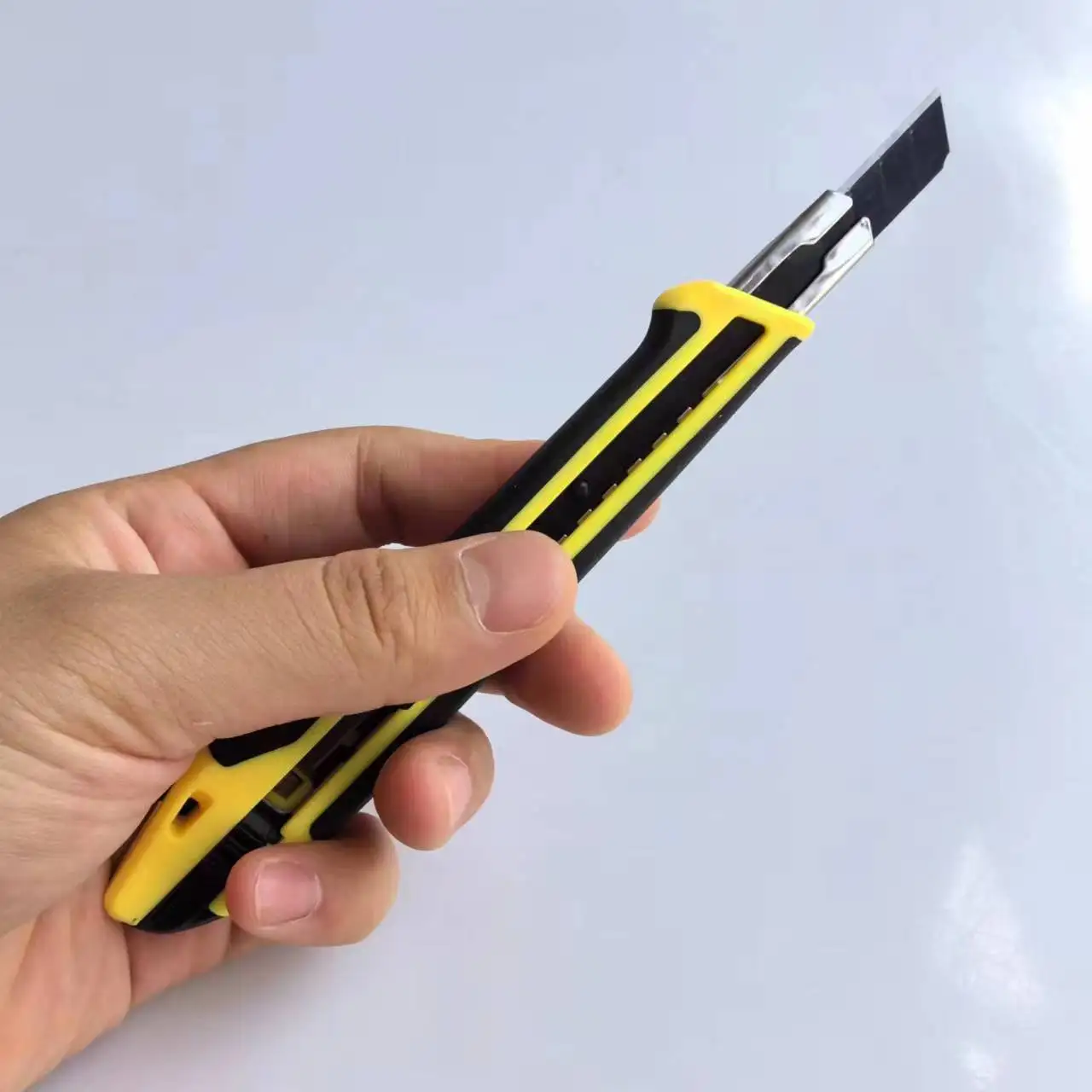 Heavy Duty Stainless Steel Knife Cheap Utility Knife 9mm Rubber Coated Home Office Knife