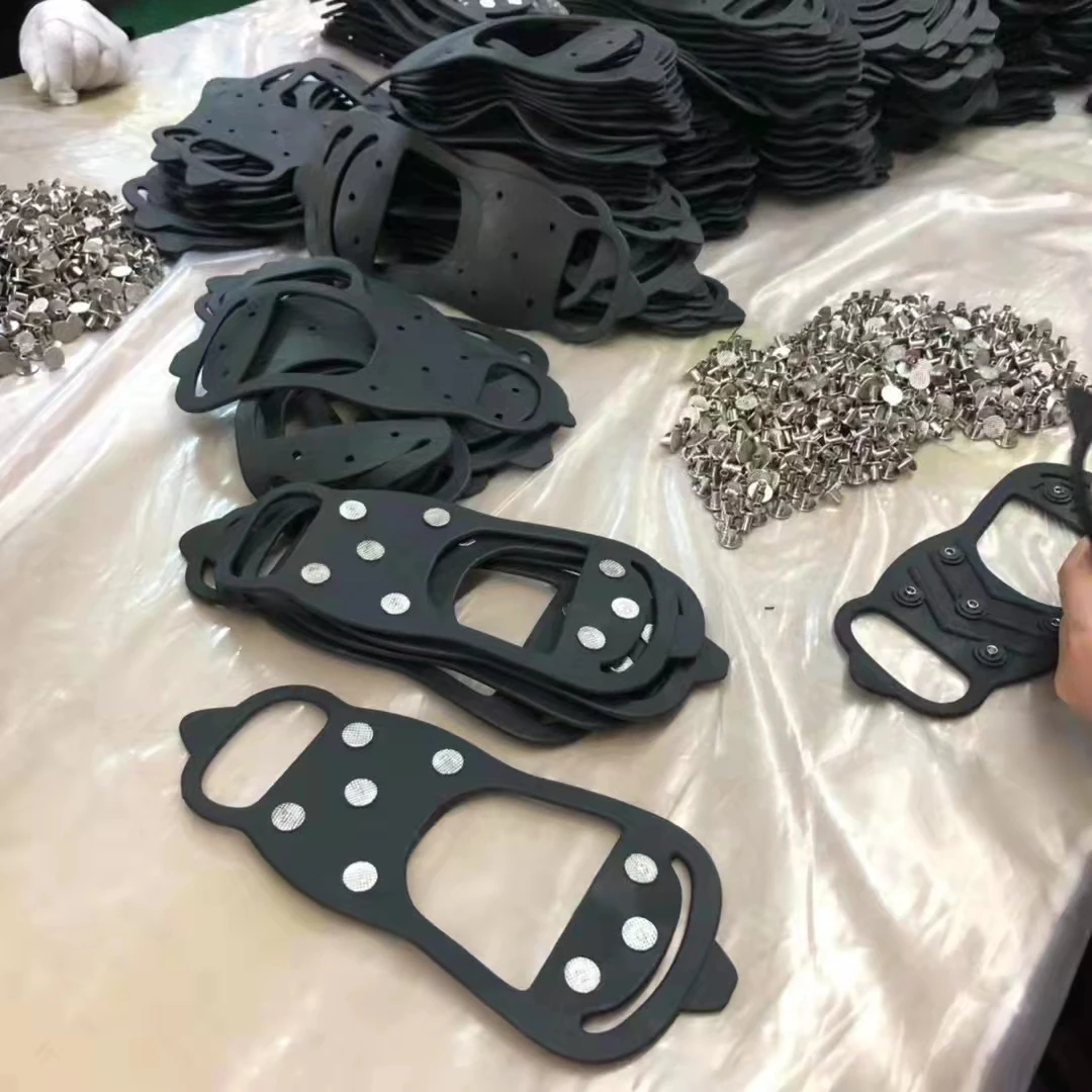rts products black high quality TPE non-slip anti skating crampons of shoes