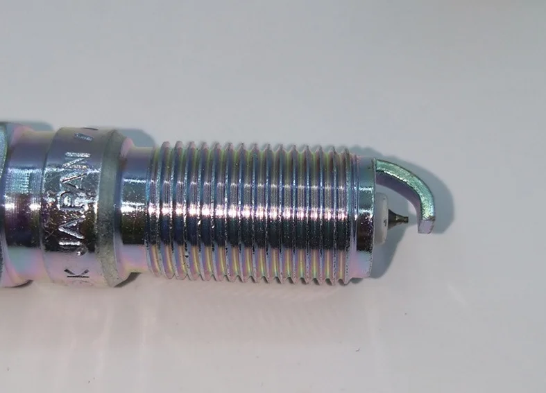 High quality automotive iridium spark plug L3Y2-18-110 for Mazda M6 05 M3 2.0 M5 RY CX7