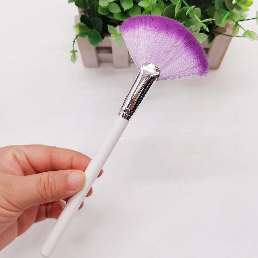 Professional Esthetician Facial Mask Fan Brush Face Highlighter Powder Foundation Brush Fluffy Aura Purple Fan Brush