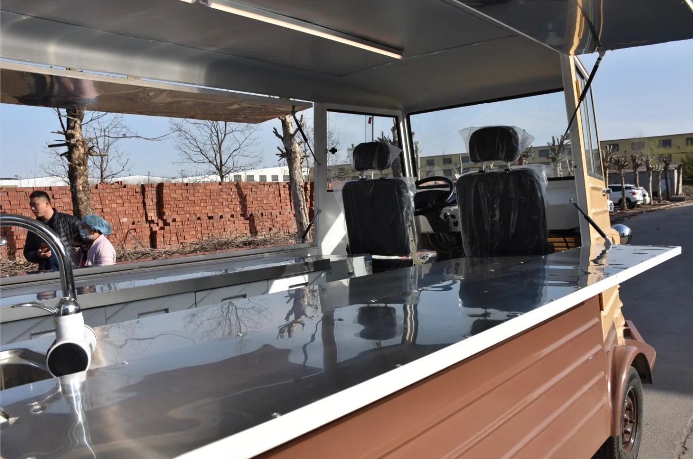 Mobile cheap worlds best corndog turkey leg hut truck tinker food truck