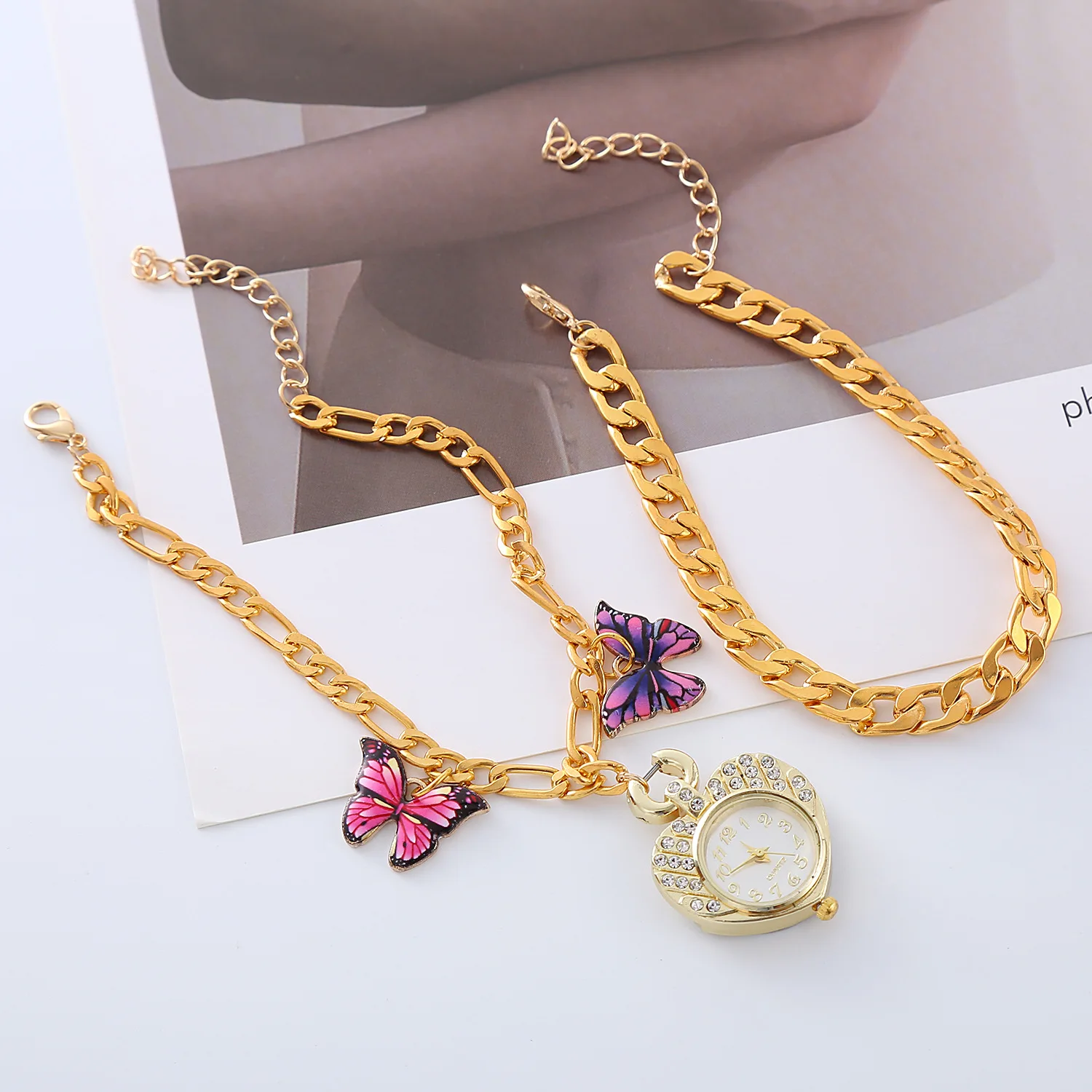 Butterfly new fashion love Lady Bracelet Watch
