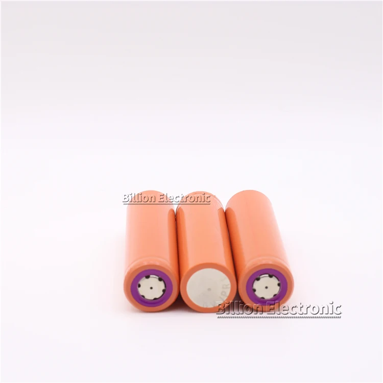 Brand New UR 18650 ZT Rechargeable Lithium Battery  3.7V Flat Top 2800mAh Lithium Li-Ion Batteries Cell