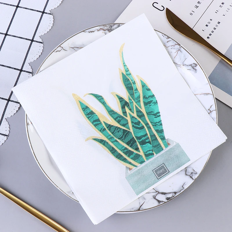 Portable Customizable Comfortable Recyclable Natural Printed Folded Decoupage Dinner Napkins Paper