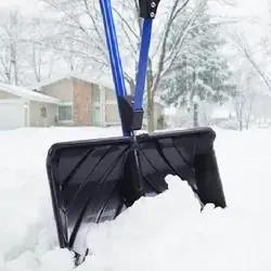 Snow Shovel With Steel Handle 18-Inch Plastic Shovel Push and Scoop Combination Blade For Garden and Road