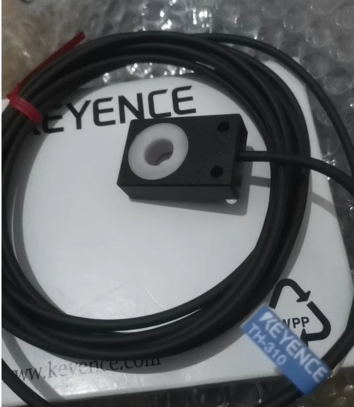 KEYENCE brand new original controller TF4-10V