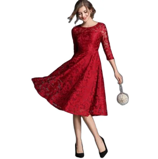 Spring and summer Chinese red lace dress with short sleeves