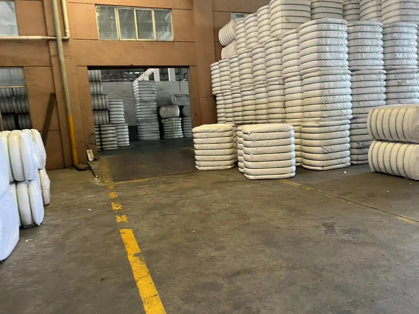 Recycled Polyester Staple Fiber Hollow Conjugated Siliconized High Quality Polyester Fiber Manufacturers and Suppliers