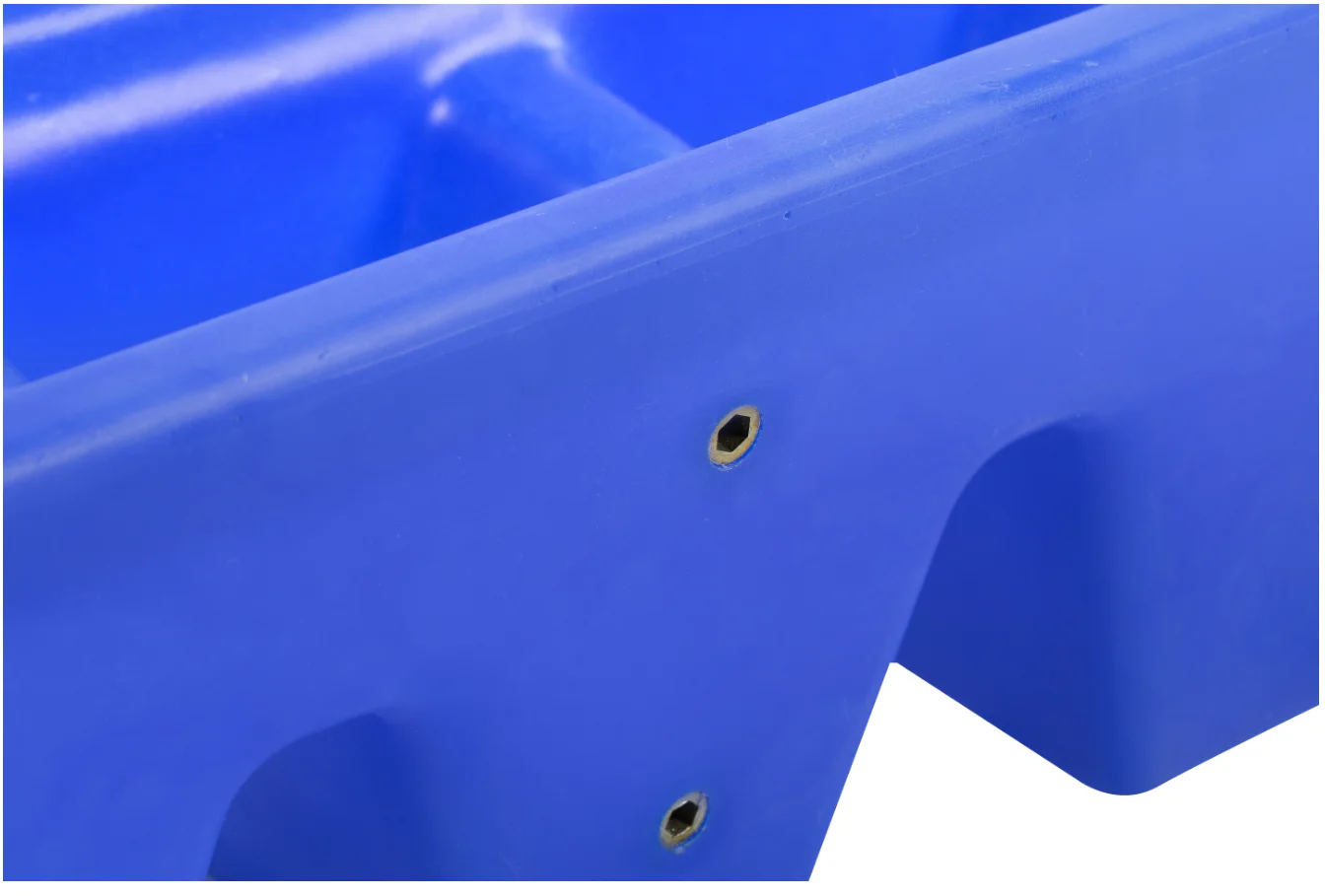 Top Manufacturer Suitable For steel gate Calf Pen Livestock Milk Feeder