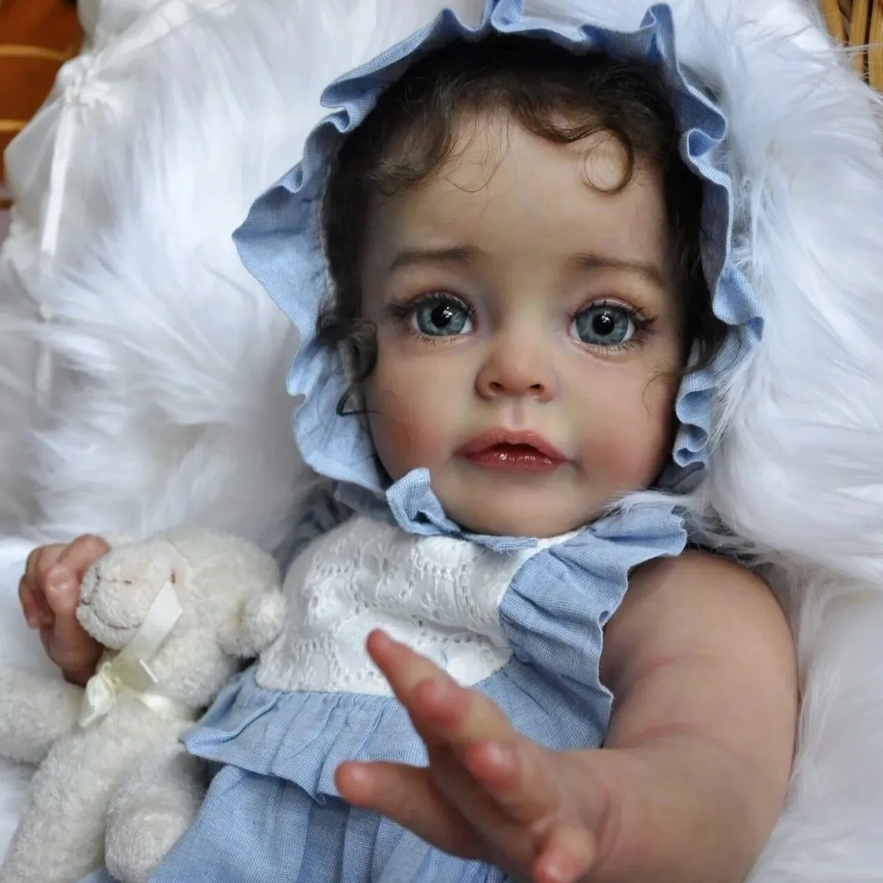 Hot Sale Real Life Baby Dolls Newborn Baby Detailed Painting Silicone Real Doll Baby for Sale