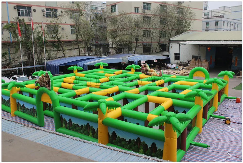 Lilytoys Large indoor and outdoor tapauline pvc inflatable maze obstacle course game for commerce,kids party,event