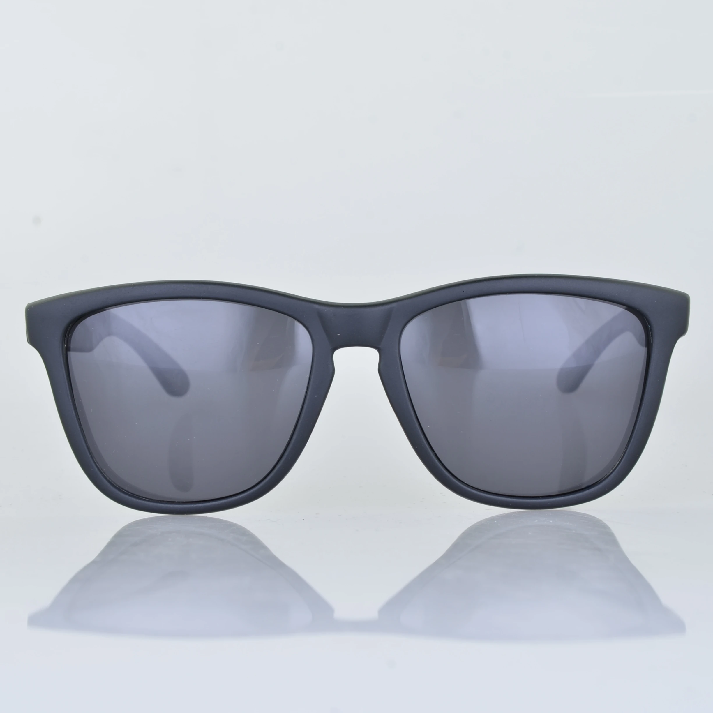 Ready to Ship WL004 2022 Latest Fashion Sunglasses Women Men UV400 Sun Glasses