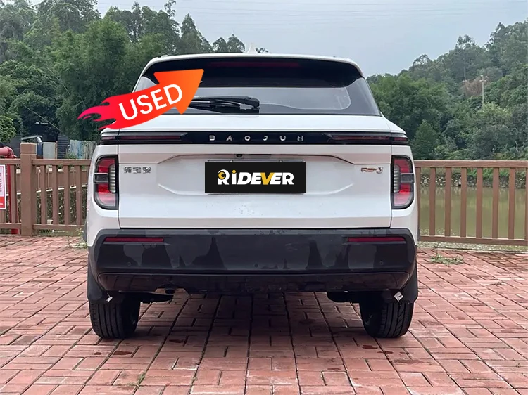 Hot Sale Used Mini Car Wuling Baojun RS-3 Car Smart Suv Wuling 1.5L Cheap Mini Gasoline Cars for Adults