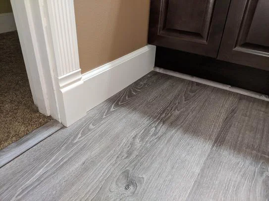 Popular Oak SPC flooring 5mm waterproof Spc click vinyl flooring Indoor Tiles