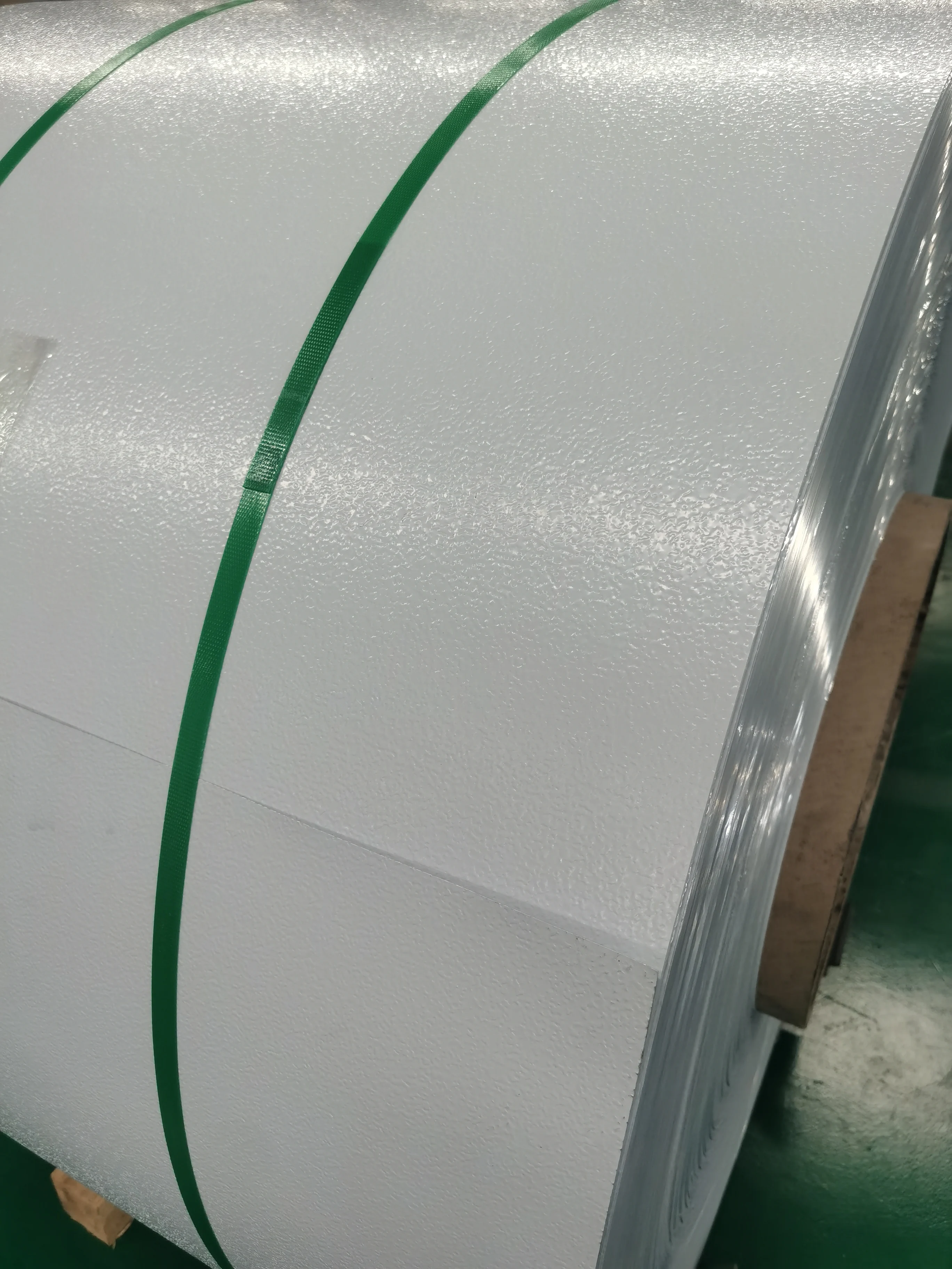 
factory price of white color 1060 aluminum coil prepainted Coating 