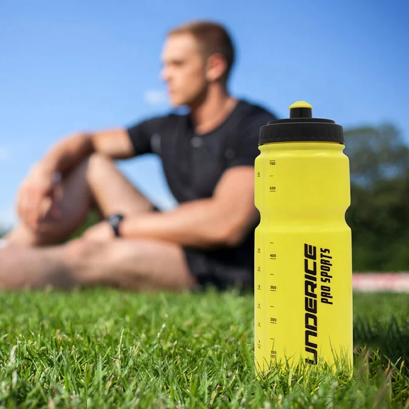 Eco Friendly Customized Design 750ml  Plastic Squeezable Boxing Hockey Sport Water Bottles OEM Logo Printed