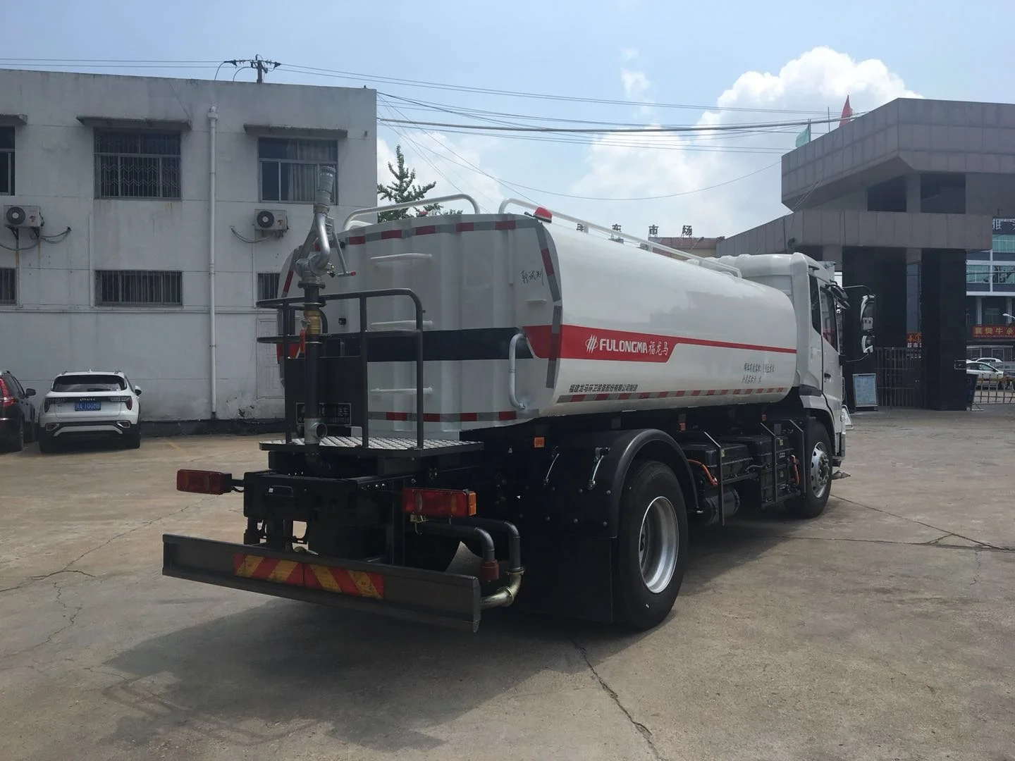 FULONGMA EV Электрический резервуар для воды 10000L для Перу