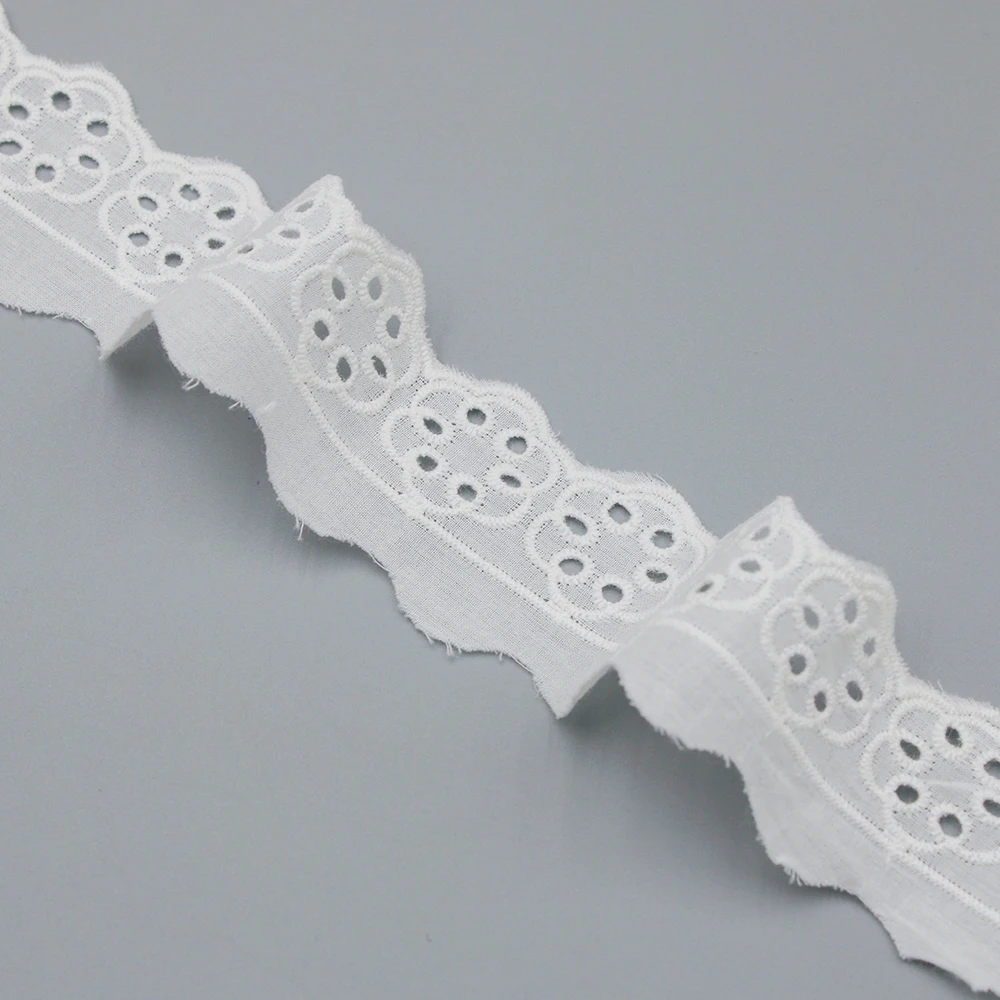 OEM Hot Sale Luxury White 100% Cotton Embroidery Border cotton Laces Trim for Decoration