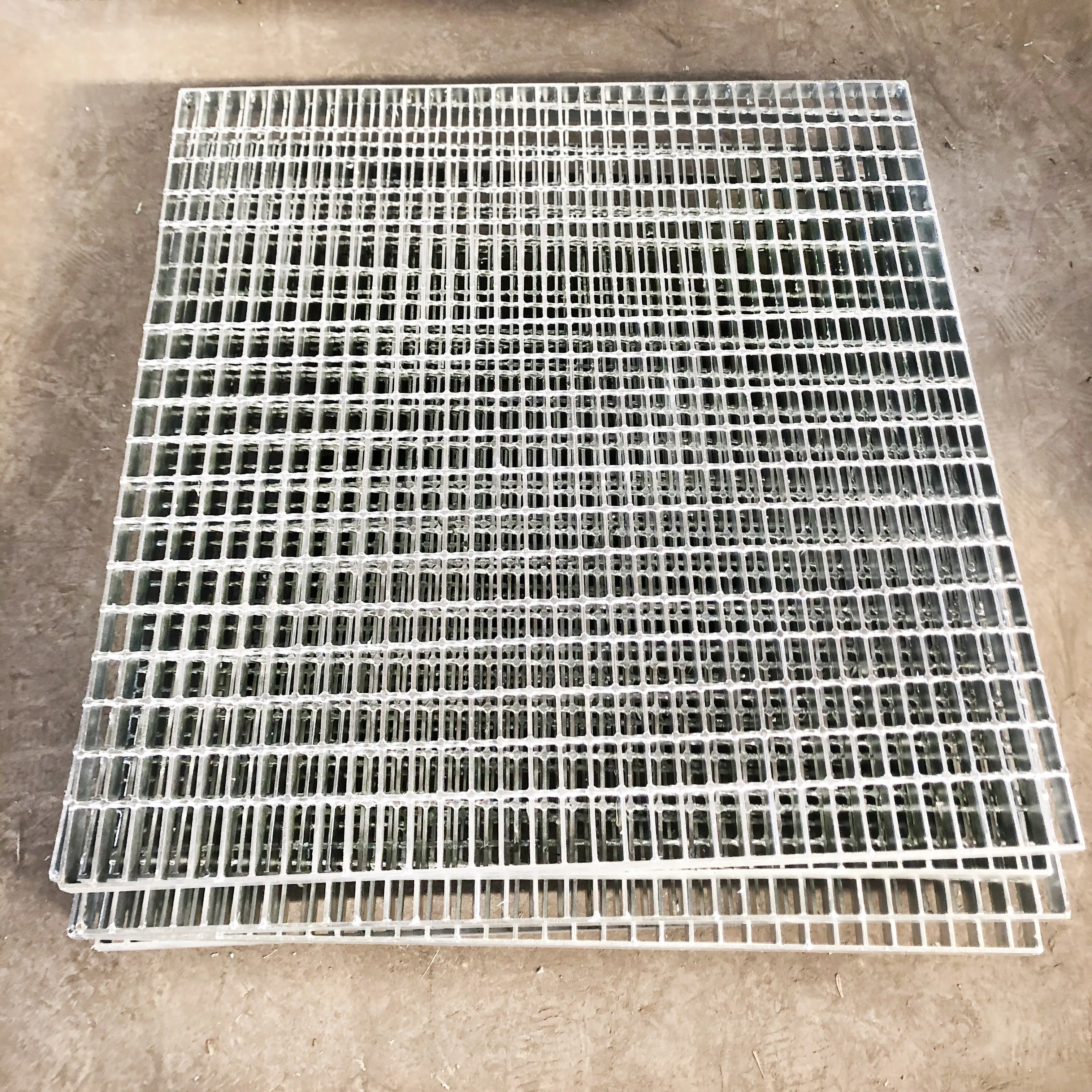 Bar industrial grid metal panel terrace floor grating steel trench covers 325 steel grate grating