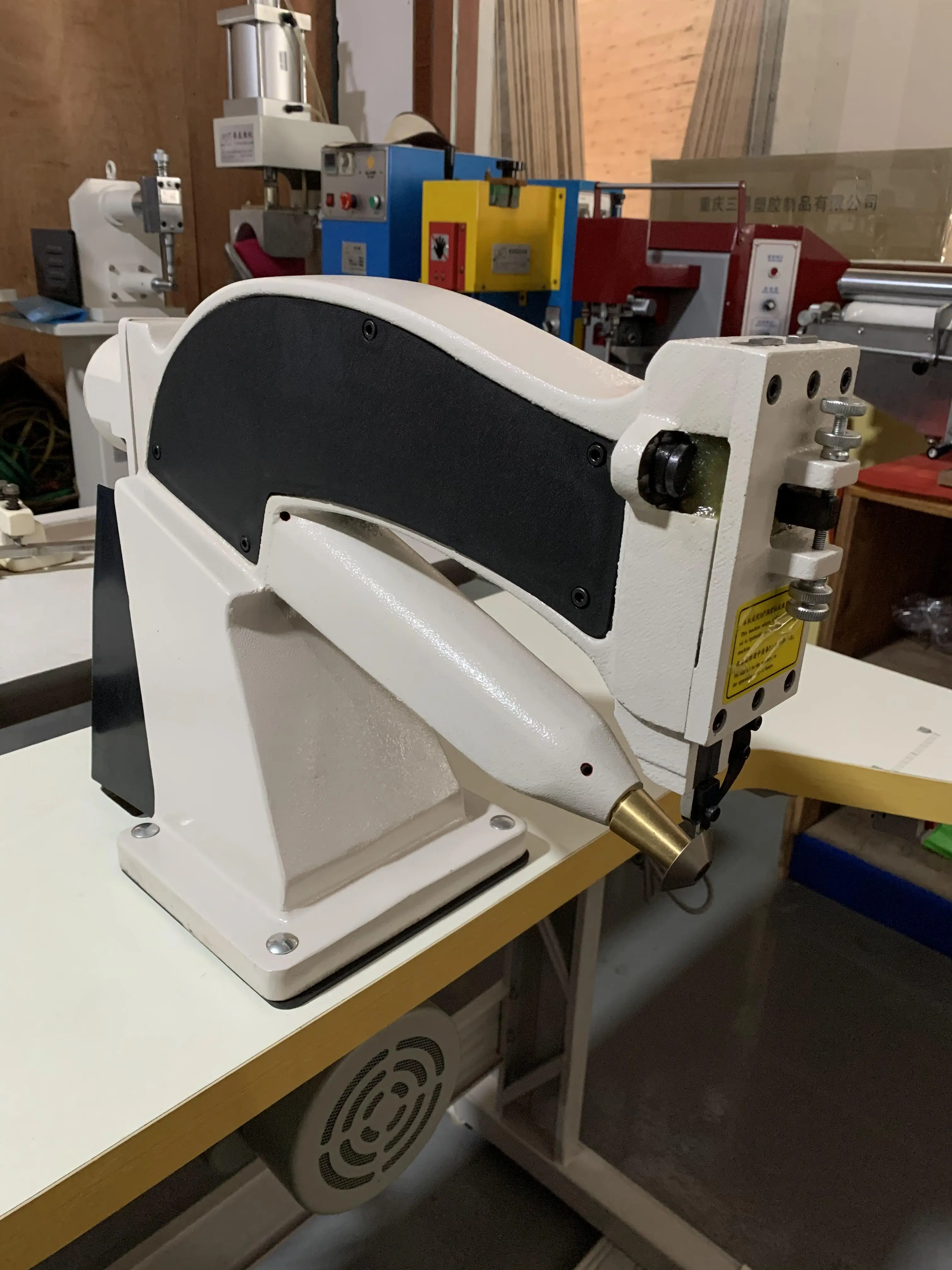 shoe welt lining edge trimming cutting machine leather trimming machine sole edge trimming machine