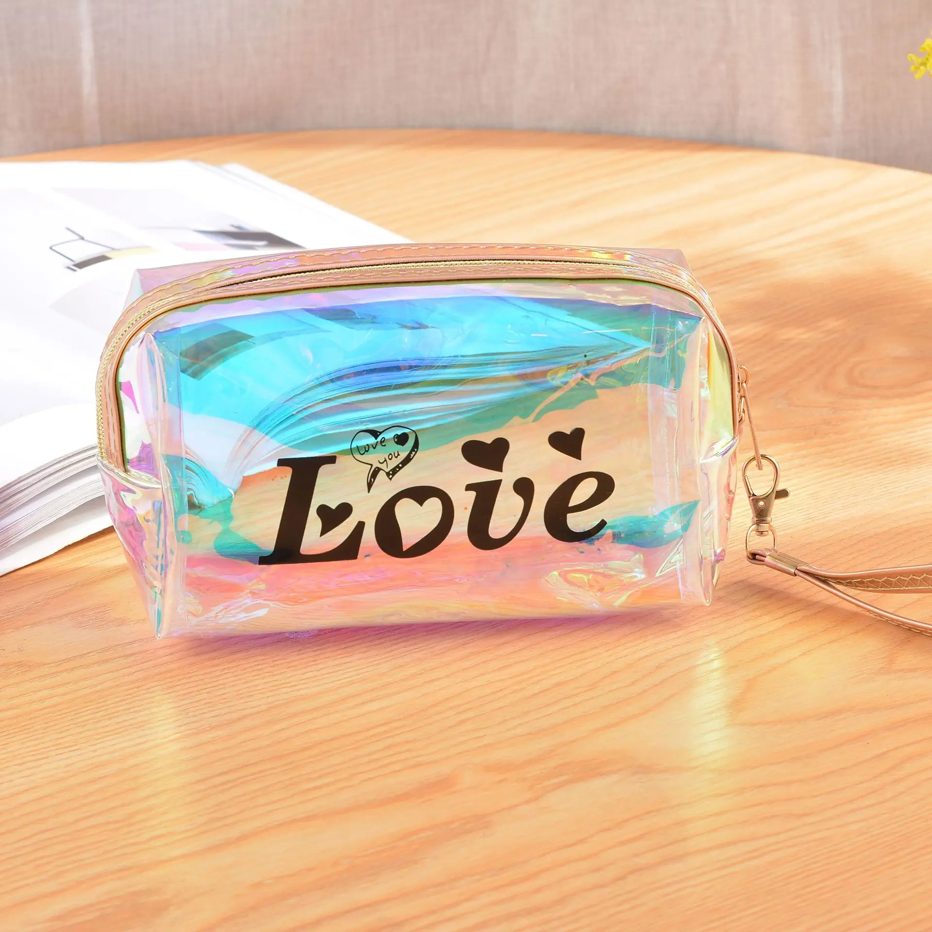 2020 amazon hot sale waterproof holographic laser TPU PVC cosmetic bag for women,wholesale fashion custom makeup bag with zipper